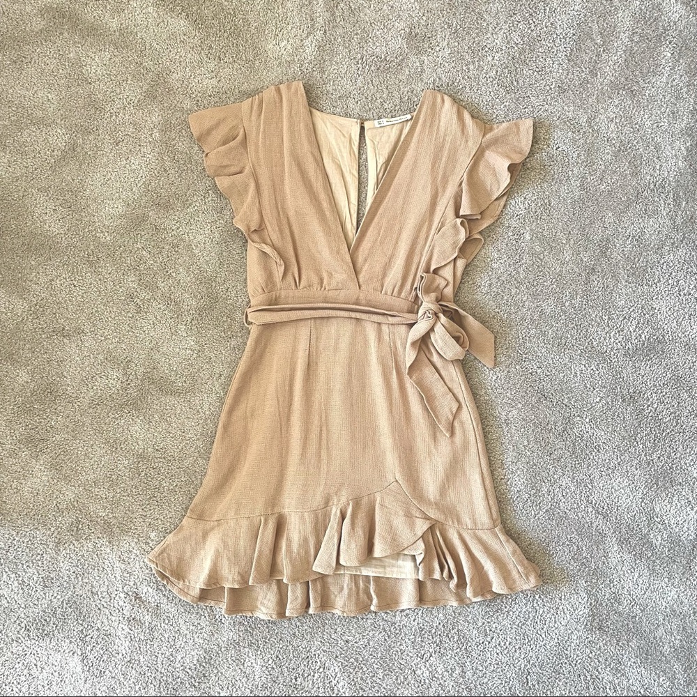 Hello Molly Beige / Tan Dress - size small,AUS 8.